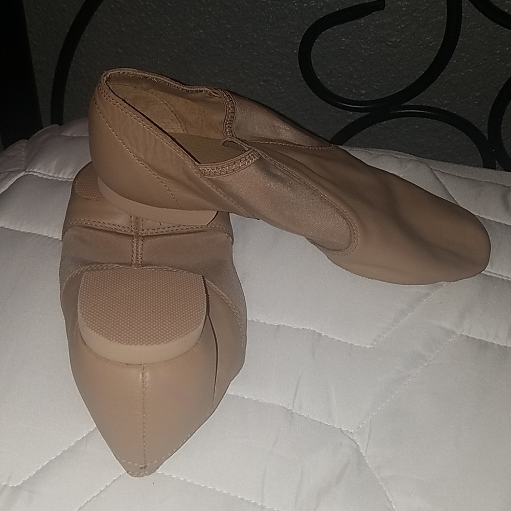 Capezio Jazz Slip Ons (E series)